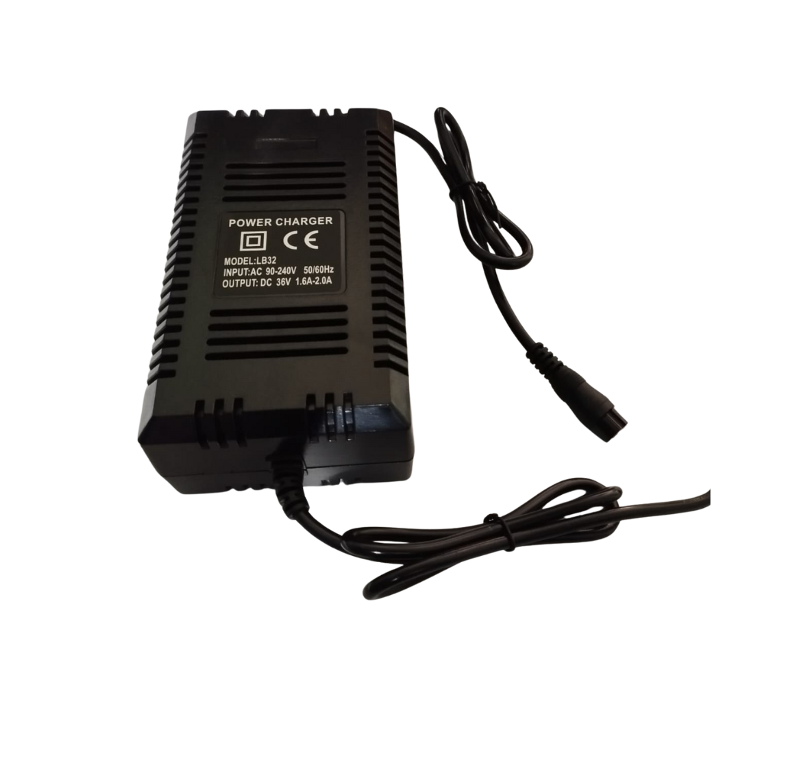 CHARGEUR 36V 2A QUAD